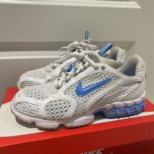 nike women’s spiridon cage blue size 9